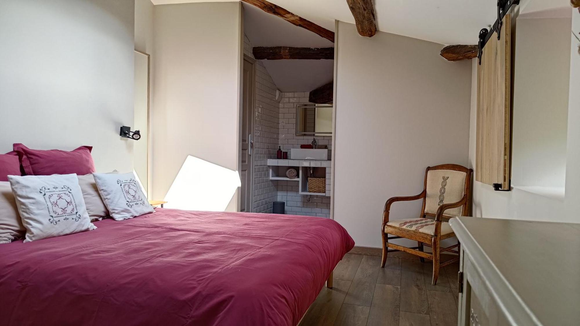 Bed and Breakfast Un Jardin Secret Yzeron Pokoj fotografie